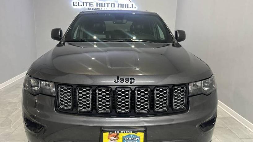 JEEP GRAND CHEROKEE 2018 1C4RJFAG2JC465818 image